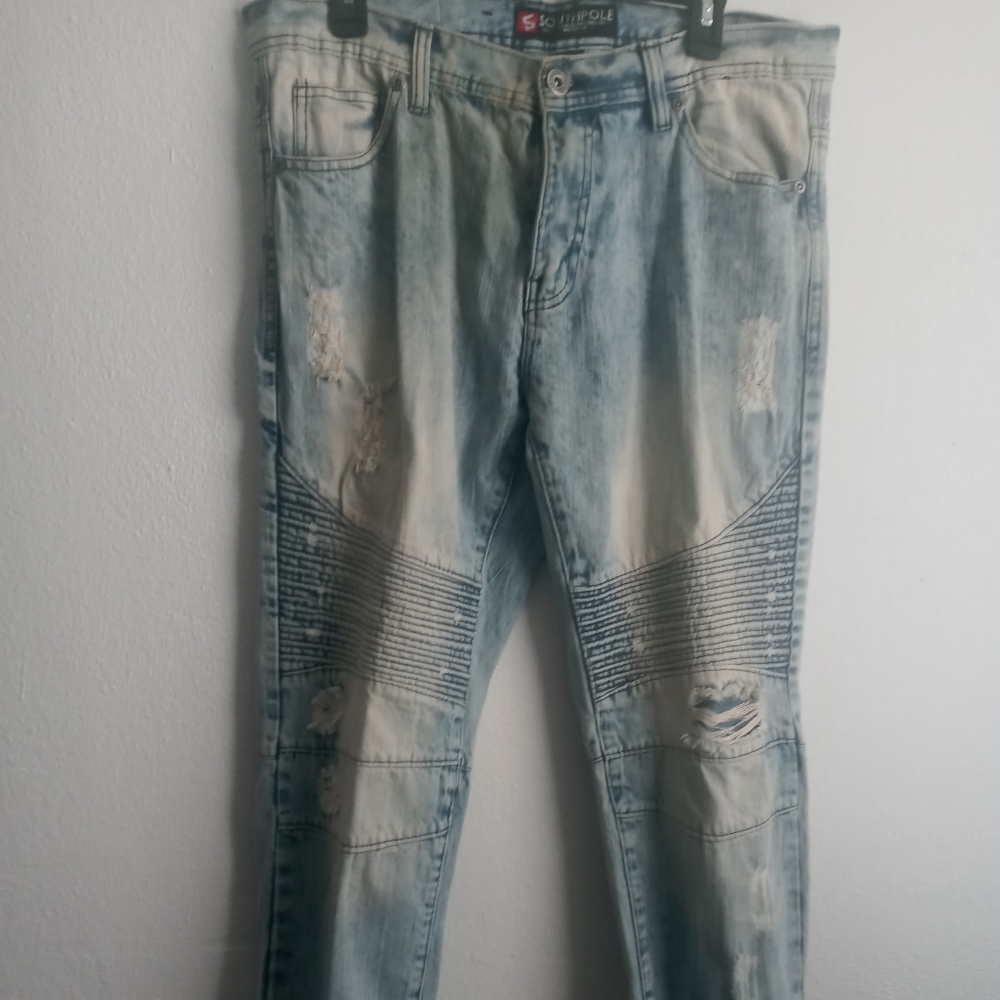 Stylish Light Blue Distressed Men's Jeans